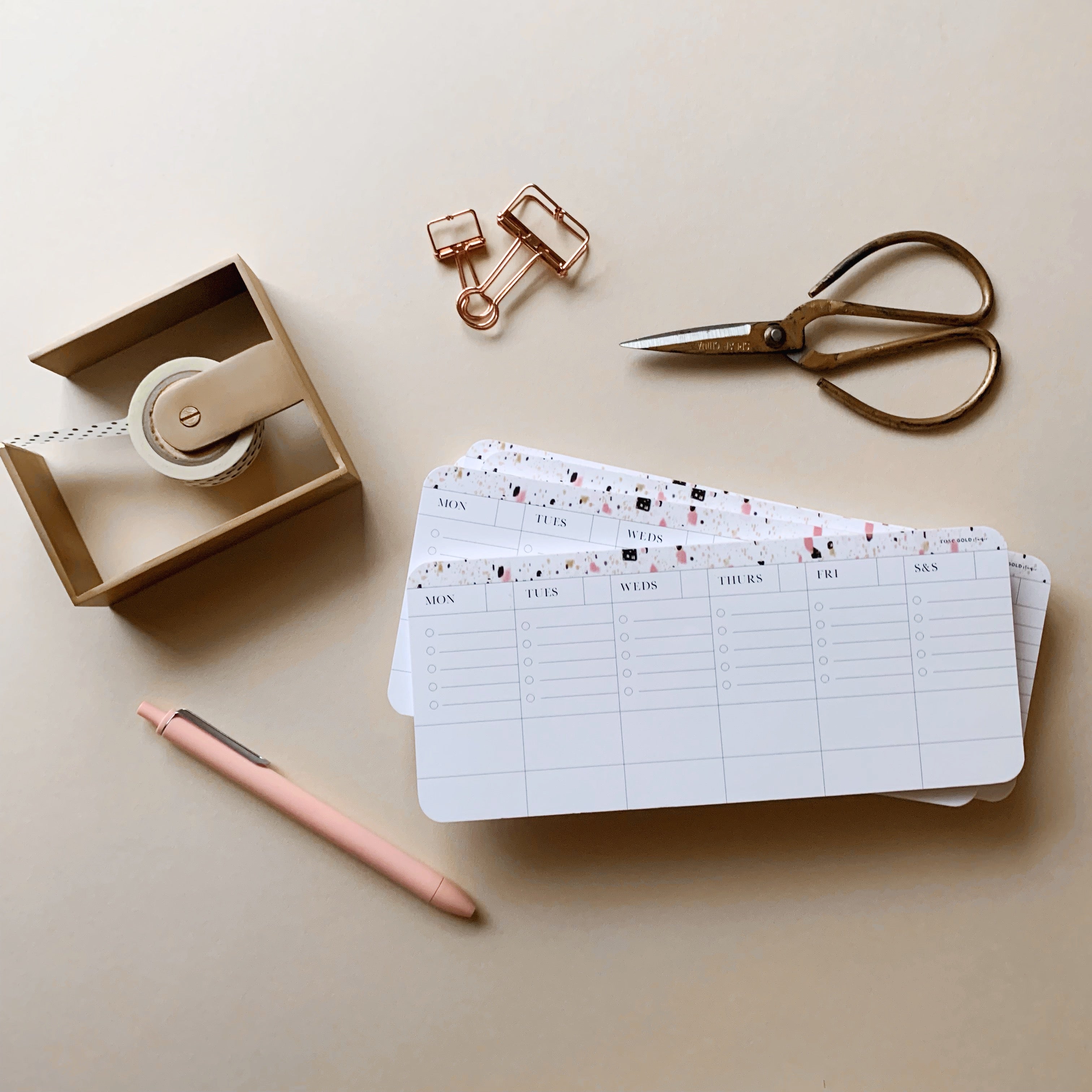 Paper View Weekly Pad